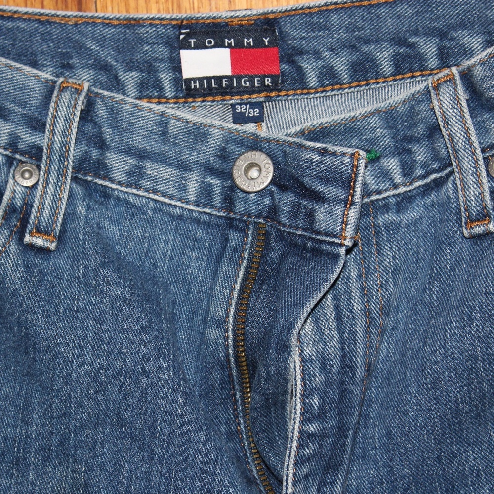 Tommy Hilfiger Jeans! GREAT PRICE :)